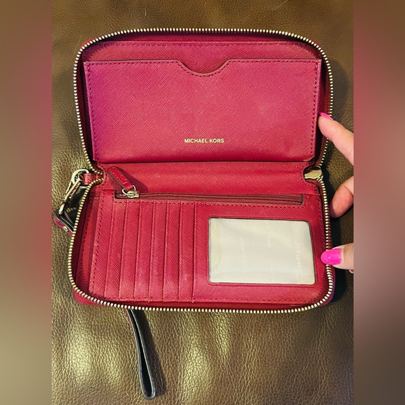 Women’s Michael Kors Leather Jet Set Wristlet Clutch - Maroon - Picture 3 of 8